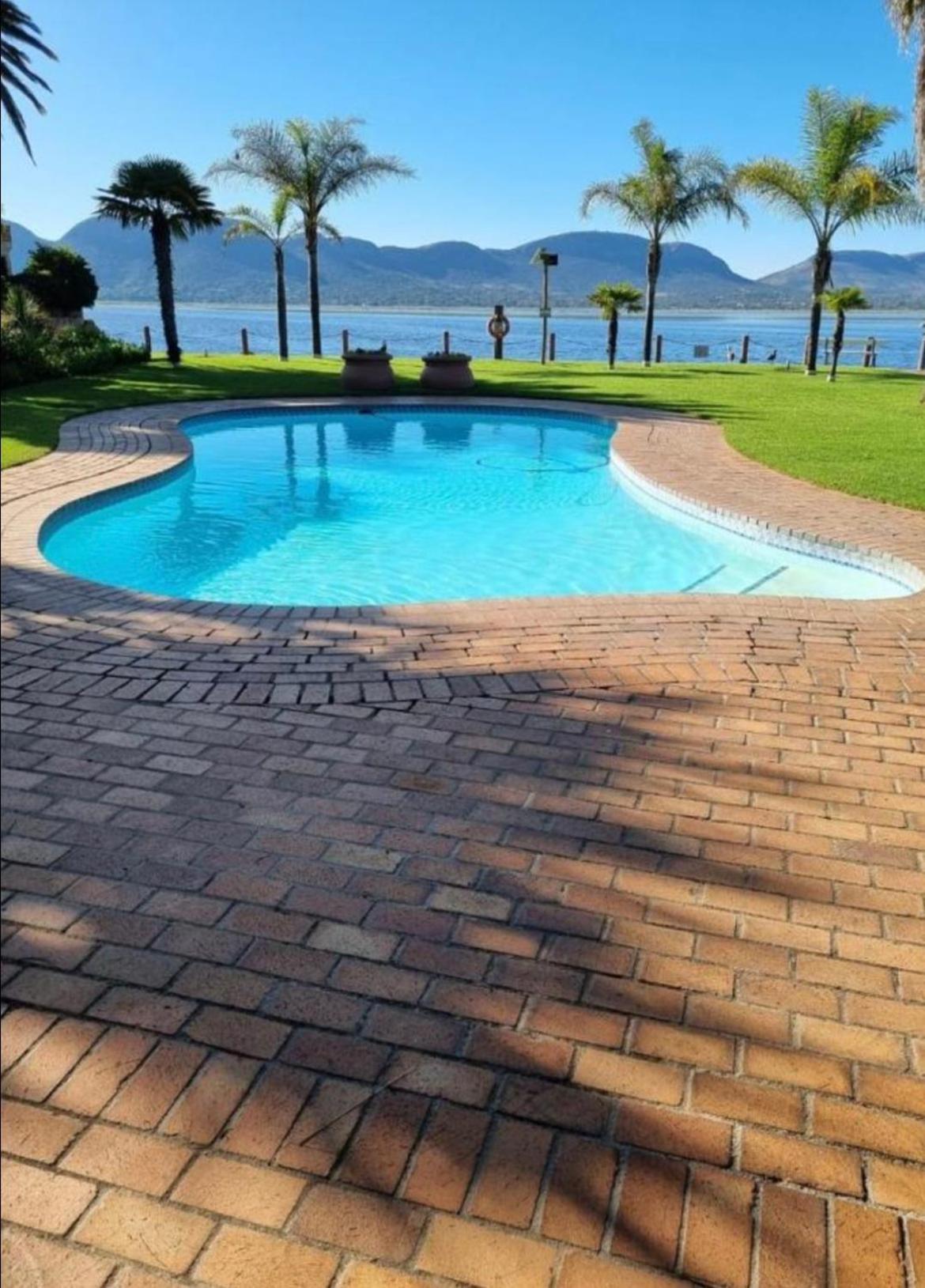 Twenty One Southwinds Villa Hartbeespoort Exterior photo