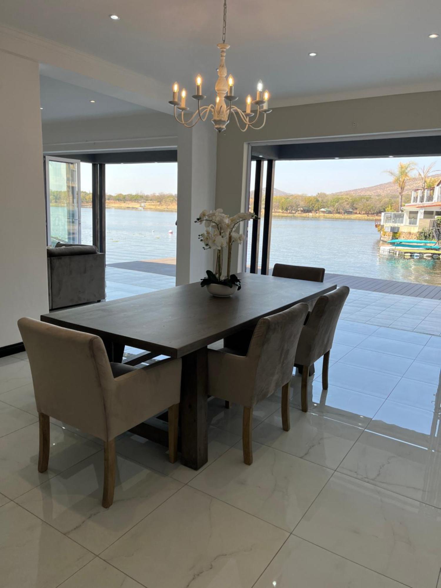 Twenty One Southwinds Villa Hartbeespoort Exterior photo